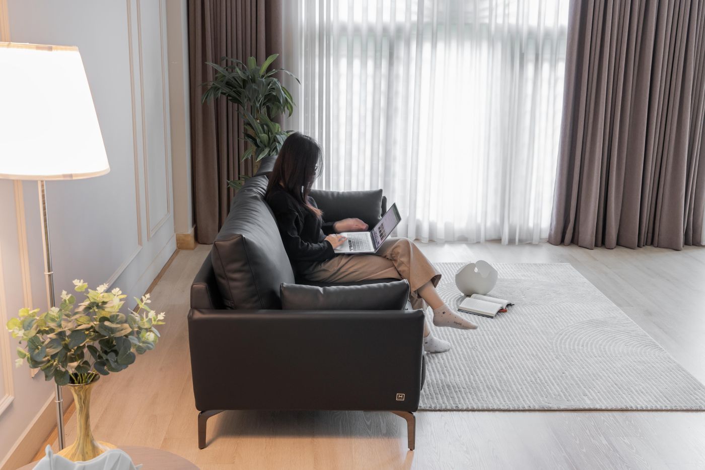 Dài 2.1m - da thật màu đen chì